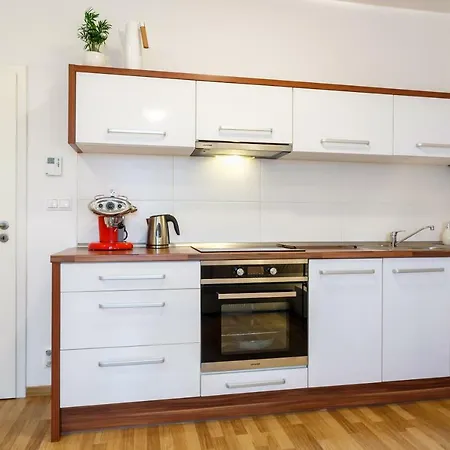 Golden Rezidence Nova Karolina