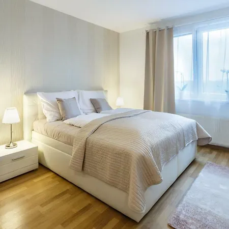 Golden Rezidence Nová Karolina Apartmán *