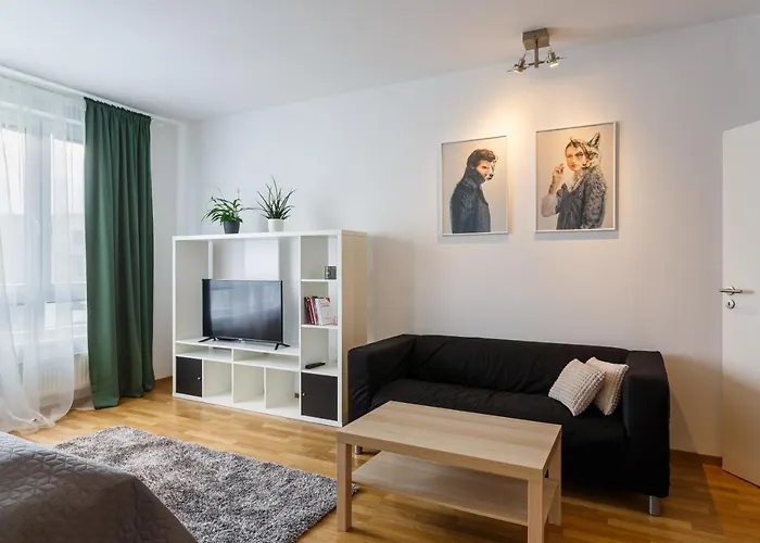 Lägenhet Golden Rezidence Nova Karolina *